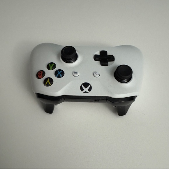 Xbox One S 2016 White Gaming Console with 2 Controllers